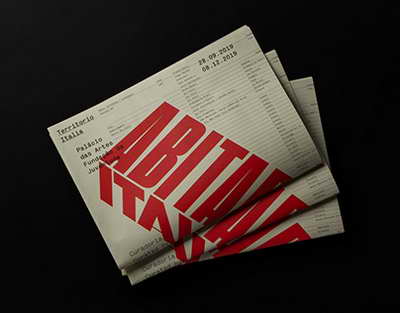 Нападающий Каролины Мартинук лежа выбил шайбу с линии ворот